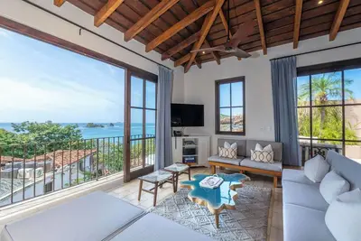 Image de Panoramic Oceanview, Plunge Pool, Free Beach Club Access.