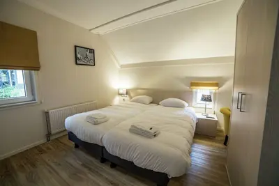 Image de Villa Ă Maastricht avec Sauna & Bain Ă Bulles