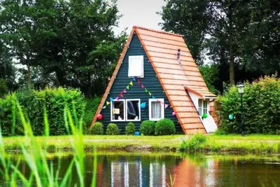 Image de Cottage avec jardin, près de l'étang de pêche