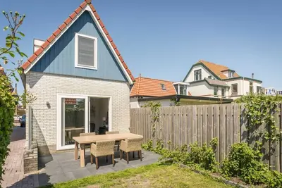 Image de Bungalow ensoleillé au cœur de Texel