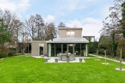 Image de Villa près du Veerse Meer avec Jardin