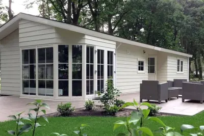 Image de Chalet Ă Breskens avec jardin