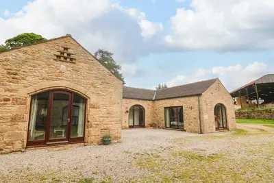 Image de The Arches Larklands, pet friendly, with a garden in Richmond