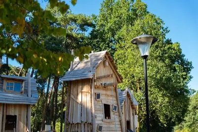 Image de Chalet moderne sur l'eau dans le Brabant Kempen
