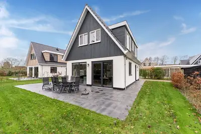 Image de Maison de Vacances Ă De Koog avec Sauna et Jardin