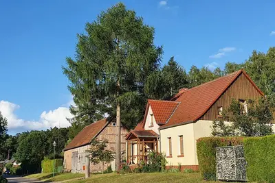 Image de Hunter's apartment in the Großmenow forester's lodge