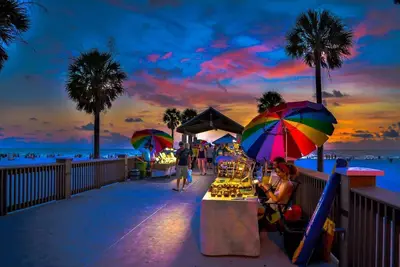 Image de Renewed Magnolia | Saltwater Heated* Pool, Fire Pit, MiniGolf & Gourmet Kitchen