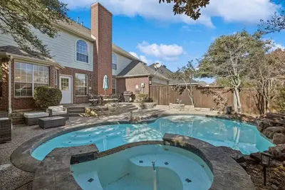 Image de Dream Vacay in Central Plano - Pool & Grill