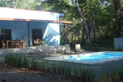 Image de New Casa Celeste, Cozy w/pool, walk to the beach