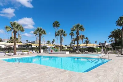 Image de Home2Book Terrace&Pool Apartment Playa del Inglés