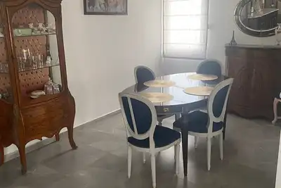 8 min to the sea! Very big appartment