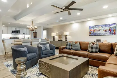 Image de Near Bc & Vail! Gorgeous 3124 Sq Ft Home! Bring 12 of Your Favorite People & Explore The Mountains