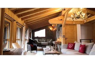 Image de Grand duplex type chalet Ă Peisey-Vallandry avec terrasses et sauna