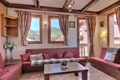 Image de Chalet pour 11 personnes au pied des pistes Ă La Plagne, avec garage et balcons