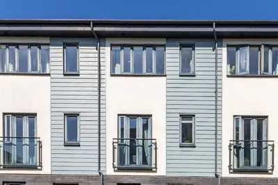 Image de This townhouse is a 4 bedroom(s), 3 bathrooms, located in Southampton, Hampshire.