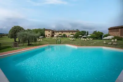 Image de Maison de Campagne Ă San Gimignano avec 2 chambres Ă coucher, 4 couchages