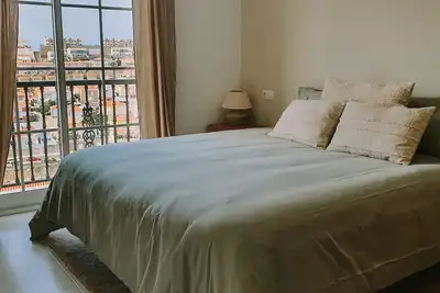 Superb apartment with ocean and sunset view