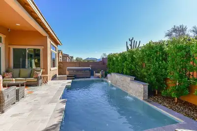 Image de Luxury Home with pool 30 minutes from Superbowl & 10 minutes from Phoenix Open!