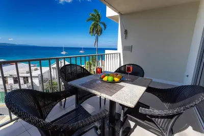 Image de New Modern Ocean View 2Bed2Bath Hip Strip