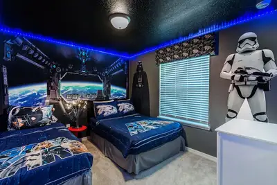 Image de Special Offer- 10br/8ba Windsor Island, Private pool 2017lc