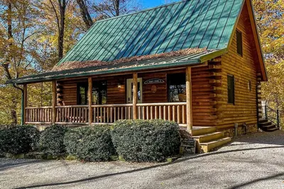Image de Cozy Pine at Tranquil Acres