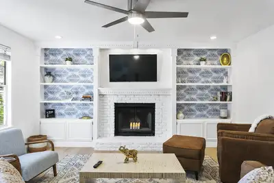 Image de Modern 5 Bedroom Retreat 🏝️ 5mins to Beach