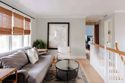 Image de Newport Beach Loft Stay