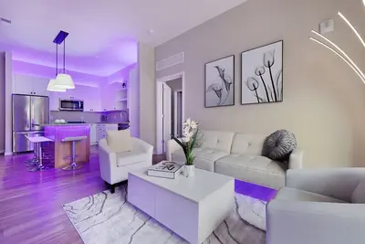 Image de New! Luxury Design 2 Bedroom Suite