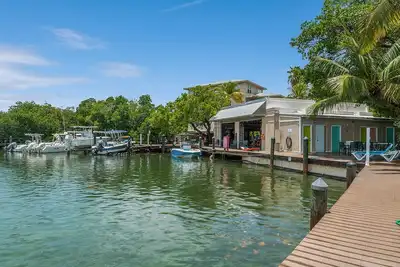 Image de Key West Oasis-1Br/2Ba Loft Town Home in a Resort