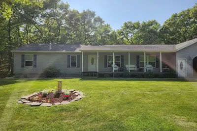 Image de Secluded private home with golf cart to take you to the beach! !