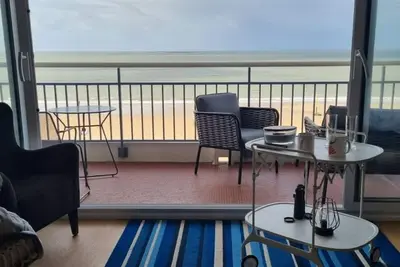 Image de 3 ème étage, face mer, au milieu de la baie de La Baule