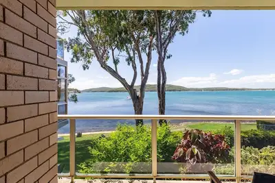 Image de Kooringal 6, 105 Soldiers Point Rd - waterfront unit