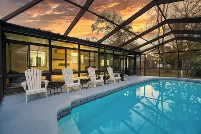 Image de ~Dapper Duck_Sleeps 12_Heated Pool & Billiards~
