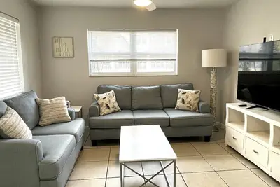 Image de MySunsetView 4 Unit 3 2bed1bath+Pool 3min to Beach