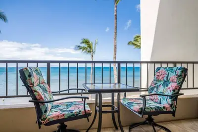 Image de Beachfront Escape With Dazzling Ocean Views! - Sugar Beach Condo #418