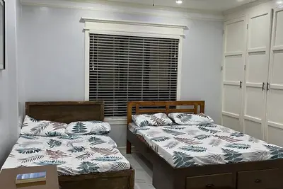 Image de Large 3 bed & 3 bath Penthouse Suite w\/ an amazing view!
