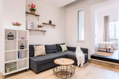 Image de Santa Barbara Central Suites, 2 Bdr apt ground floor
