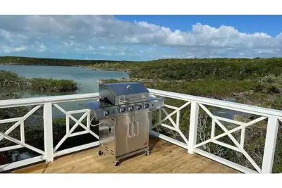 Image de Blue Hole Lodge - Bonefish Heaven with Blue Hole in Backyard