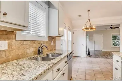 Image de Gameday Paradise- 3 bdr townhouse walking distance