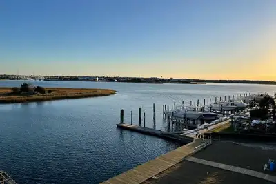 Image de Boaters Dream w/Boat Lift! Sandy Turtle is a brand new luxury townhome!