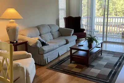 Image de Beach/golf condo. Beach is less than 5 miles, golf is out the window