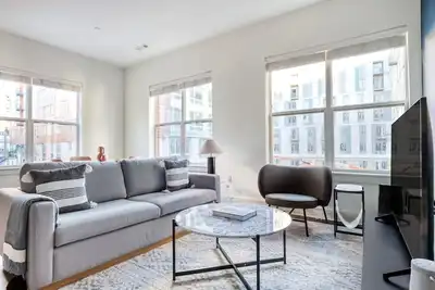 Image de Trendy Cambridge Alewife 2br w/ W/D, Gym & Roof, nr T, by Blueground