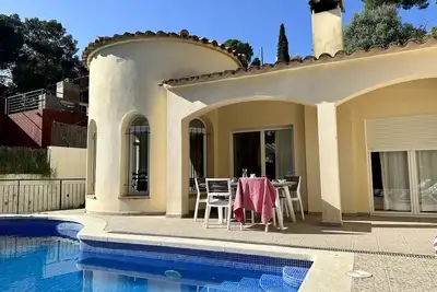 Image de Villa Sa Riera à 10 minutes de la plage!