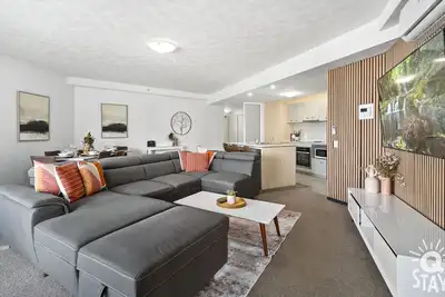 Image de Wings - 3 Bedroom apartment - Airbnb - 5 Night