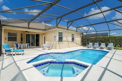 Image de ⭐⭐Modern 5 Bed, 4 Bath Home on Calabay Parc | Private Pool | Minutes to Disney⭐⭐