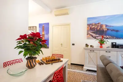 Image de Elegance and Comfort, Strategic between Sea and Center