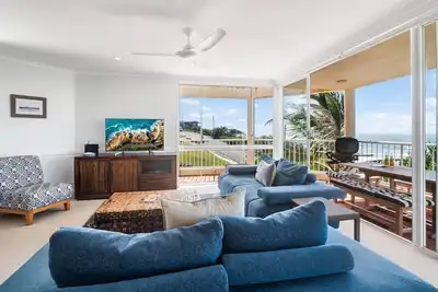 Image de Seamist 6 - Apartment w/Ocean views, 80m to beach