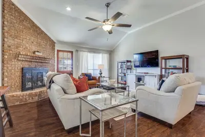 Image de Pet-friendly home in quiet family neighborhood