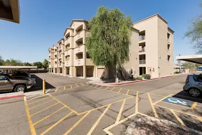 Image de Mt Views balcony 2nd Flr MidTown Gated Pool Hot tub