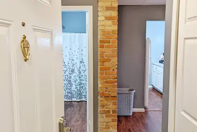 Image de Tanner Bldg Apt 11 - 2 bedroom (Downtown)